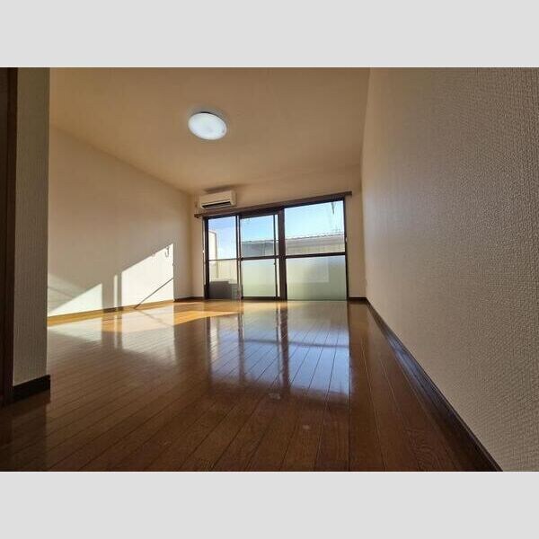 グランドヒルズ入場2番館の物件内観写真