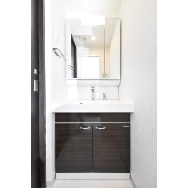 エステムコート名古屋平安通クチュールの物件内観写真