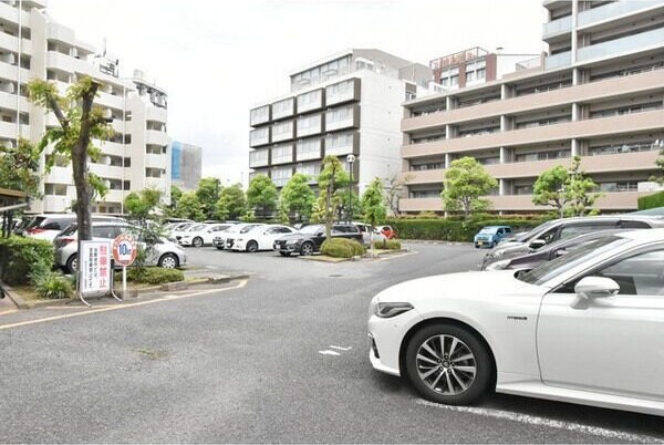 いりなか駅 徒歩3分 3階の物件外観写真