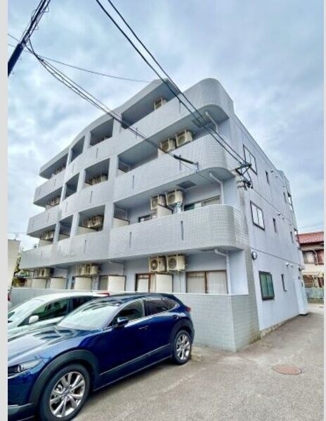 パティオ本山の物件外観写真