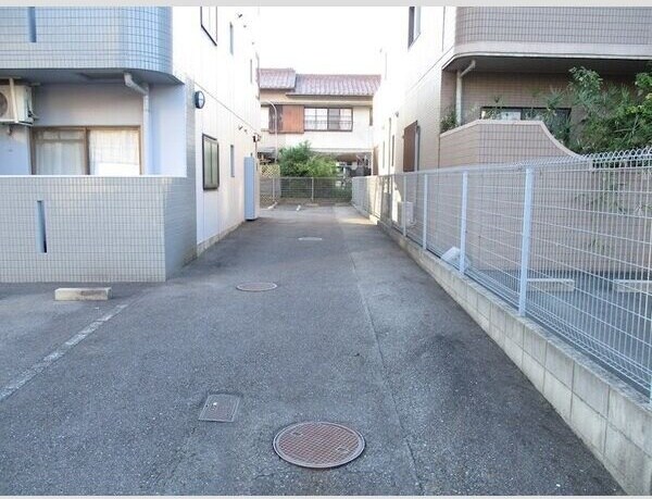 パティオ本山の物件外観写真