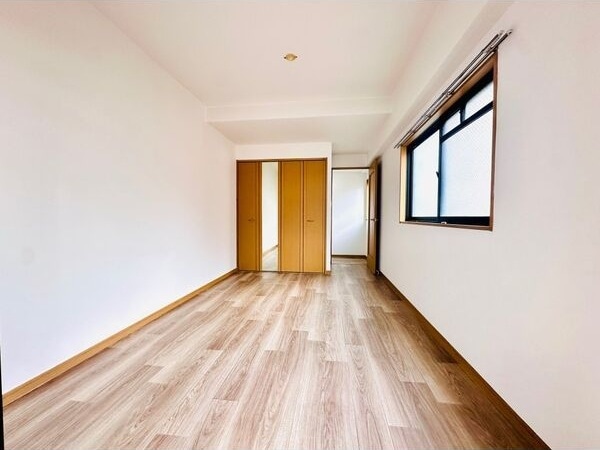 新栄サンハイツの物件内観写真