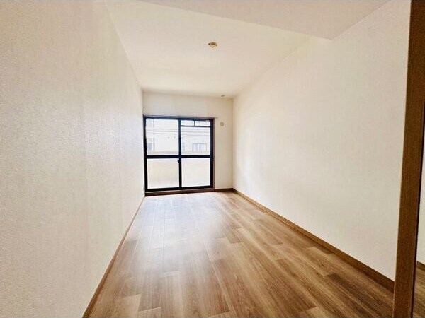 新栄サンハイツの物件内観写真