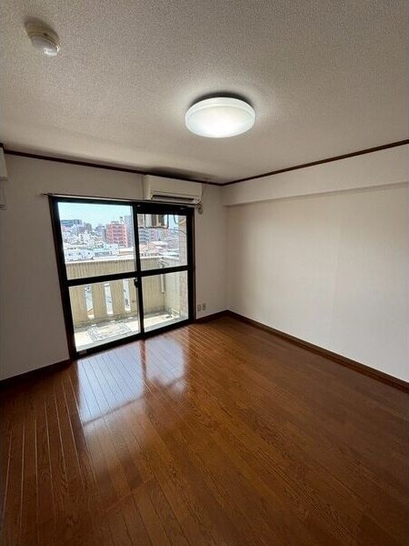 サンシティ栄生の物件内観写真