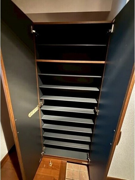 サンシティ栄生の物件内観写真