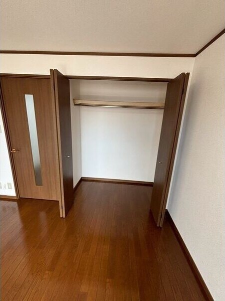 サンシティ栄生の物件内観写真