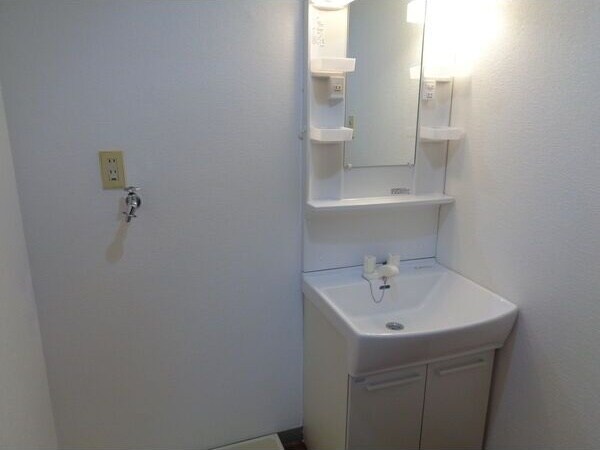 ガーデンコート新栄の物件内観写真