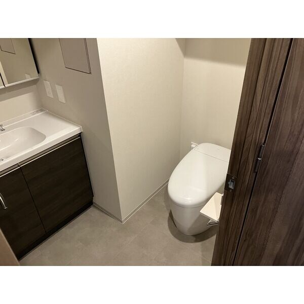 ザ・パークハビオ新栄の物件内観写真