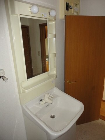 名和駅 徒歩13分 1階の物件内観写真