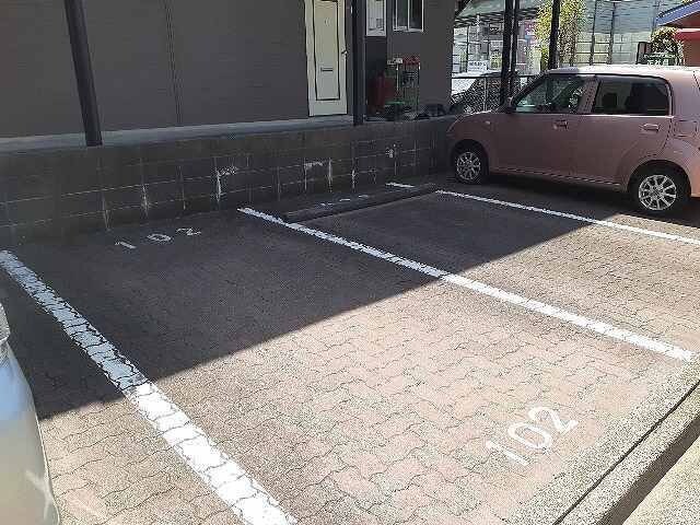 高畑駅 バス21分  八百島下車：停歩2分 2階の物件外観写真