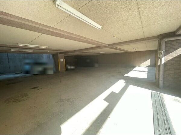 グランドハイリス本山の物件外観写真