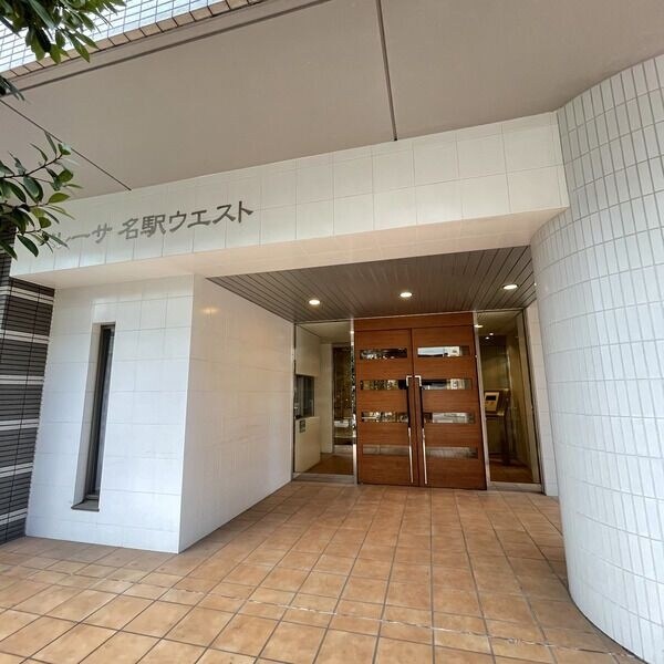 ベレーサ名駅ウエストの物件外観写真