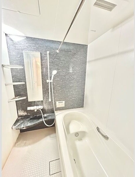 若宮町1丁目戸建の物件内観写真