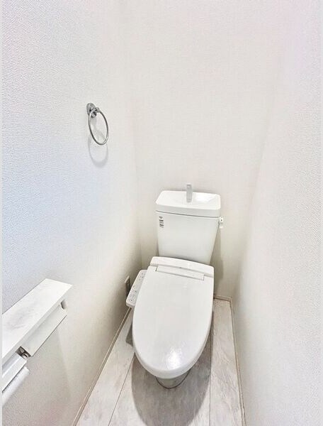 若宮町1丁目戸建の物件内観写真