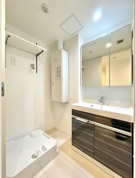 リーデンス名古屋駅西の物件内観写真