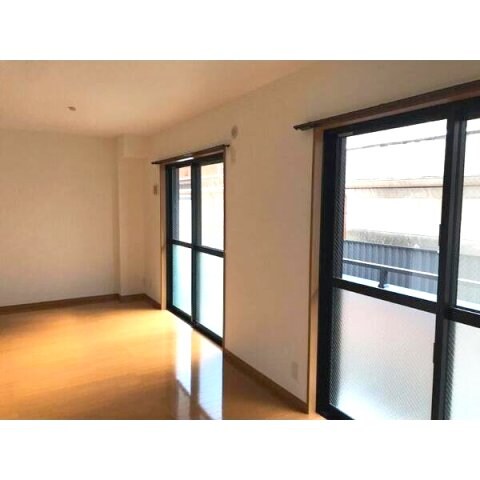 キャトル・セゾンⅡの物件内観写真