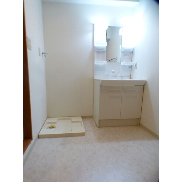 グランヴェル西山2号館の物件内観写真