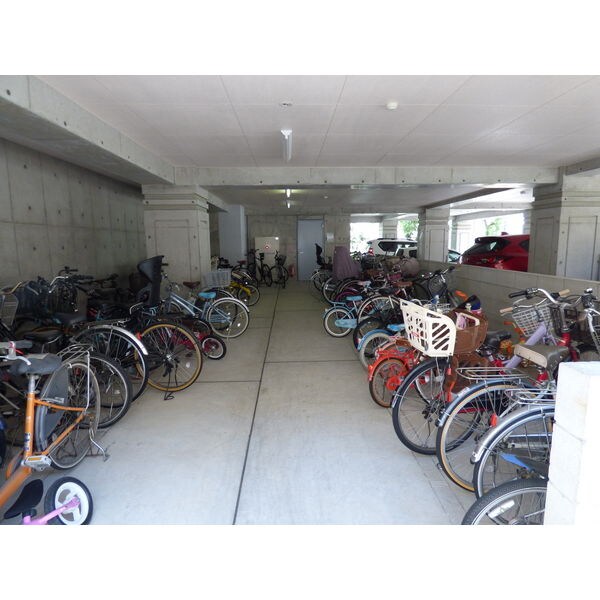 グランヴェル西山2号館の物件内観写真