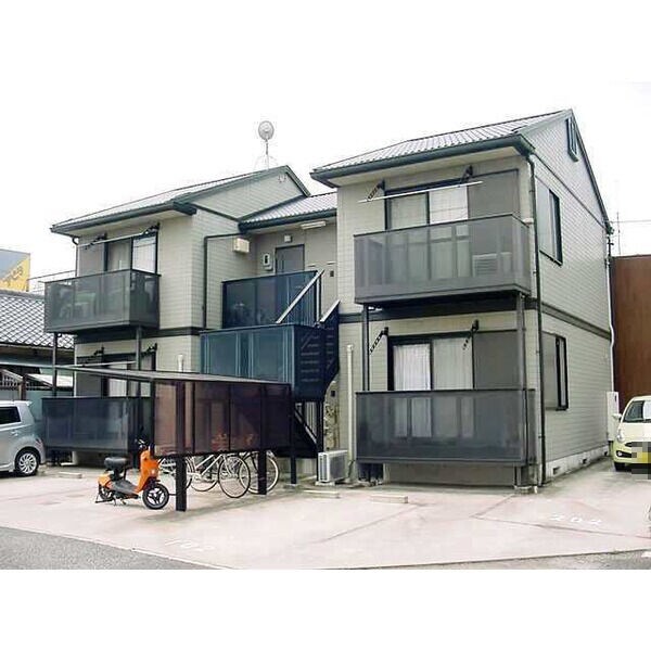 リーフィーの物件外観写真