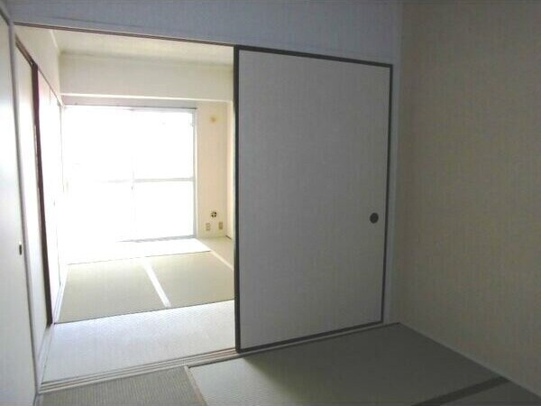 マンションサンハイムの物件内観写真