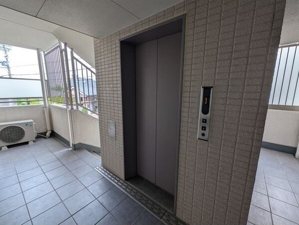 PLATZ KAKUOZANの物件内観写真