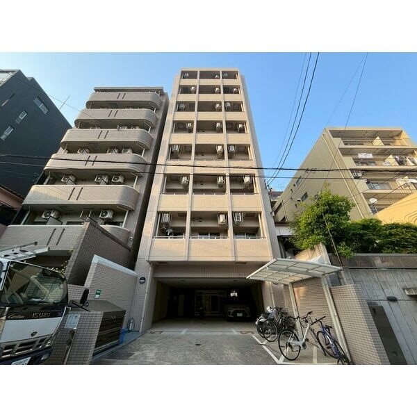 クレスト覚王山の物件外観写真