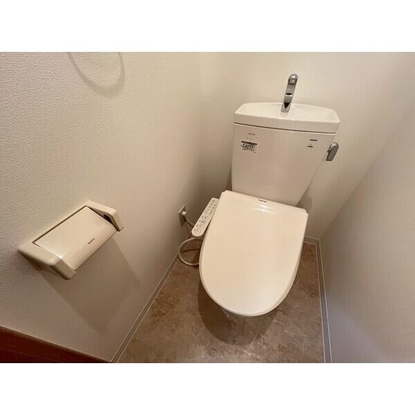 クレスト覚王山の物件内観写真