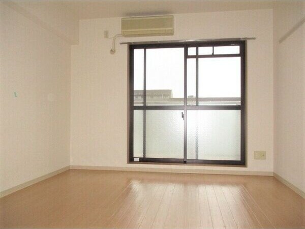 セピアコートの物件内観写真