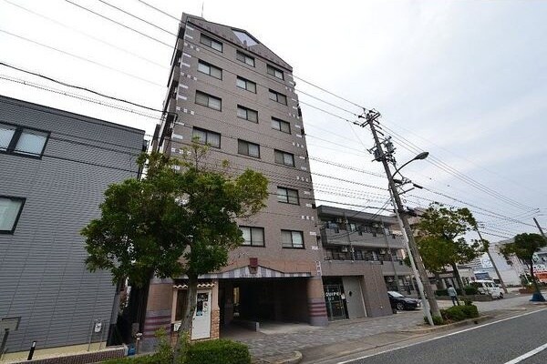 第3奥村マンションの物件外観写真