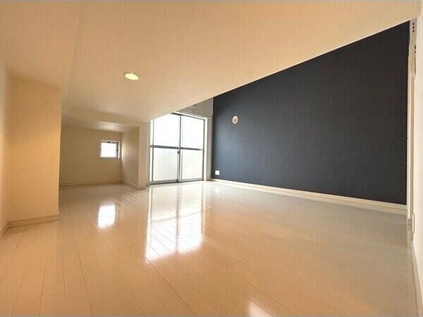 カーサ・フィオーレRの物件内観写真