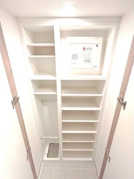 ブランシエスタ泉の物件内観写真