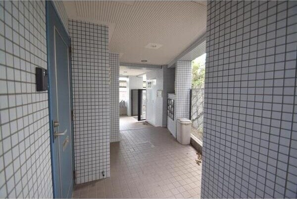 CSレジデンスの物件外観写真