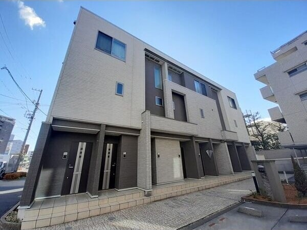 モデッサ芳野Sの物件外観写真