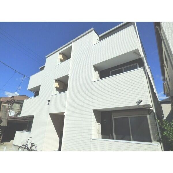 オークハウス桜の物件外観写真