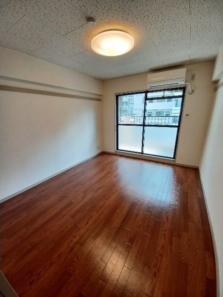 レスカール千代田の物件内観写真