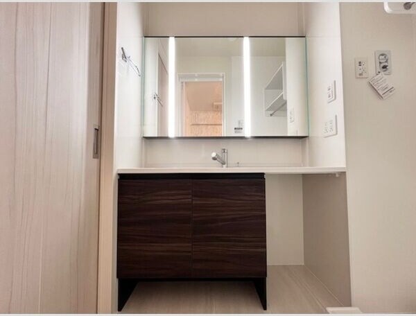 烏森駅 徒歩4分 1階の物件内観写真