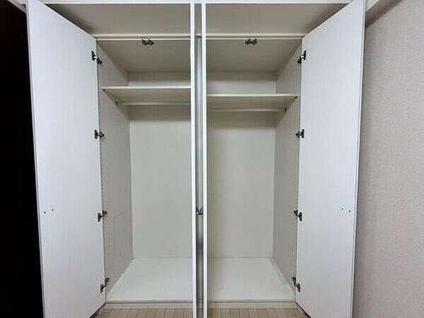 プラウド金山の物件内観写真