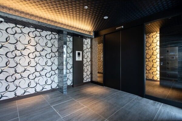 RESIDENCIA御器所の物件外観写真