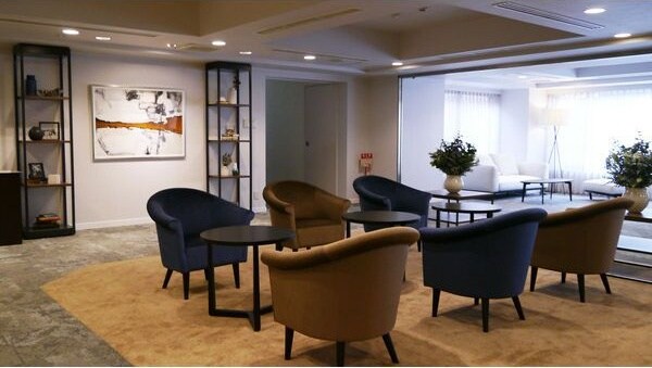 国際センター駅 徒歩3分 10階の物件外観写真