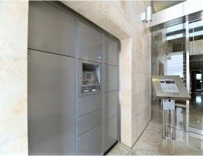 泉アパートメントの物件外観写真