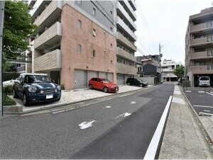 泉アパートメントの物件外観写真