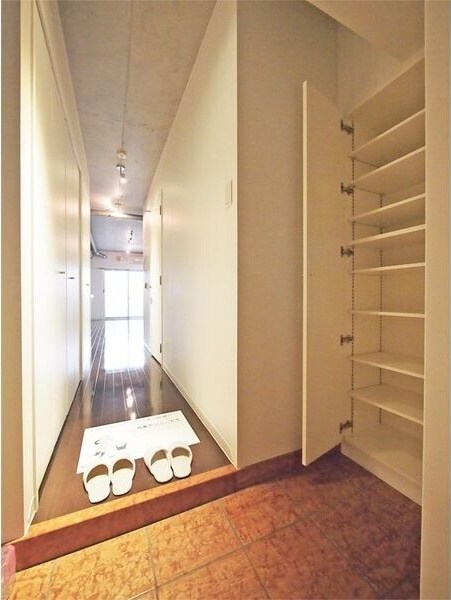 泉アパートメントの物件内観写真