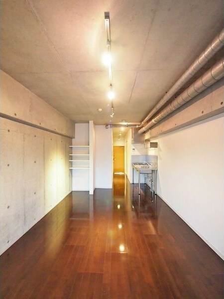 泉アパートメントの物件内観写真