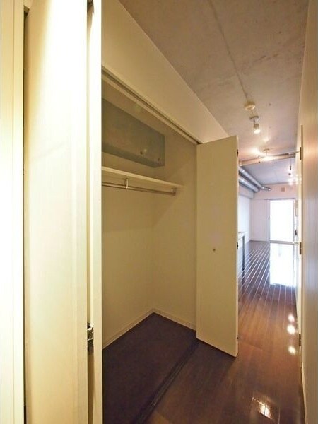 泉アパートメントの物件内観写真