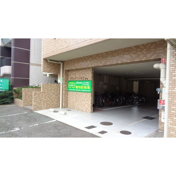 平安通駅 徒歩2分 5階の物件外観写真