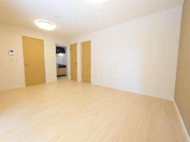 オ　ソレイユ呼続の物件内観写真