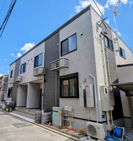 Ｌａｚｏｓの物件外観写真