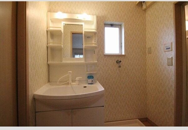 丸ノ内駅 徒歩4分 1階の物件内観写真