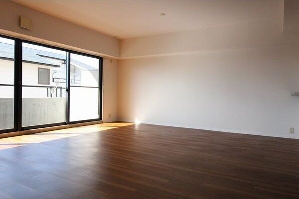 ビラ三秀山中の物件内観写真