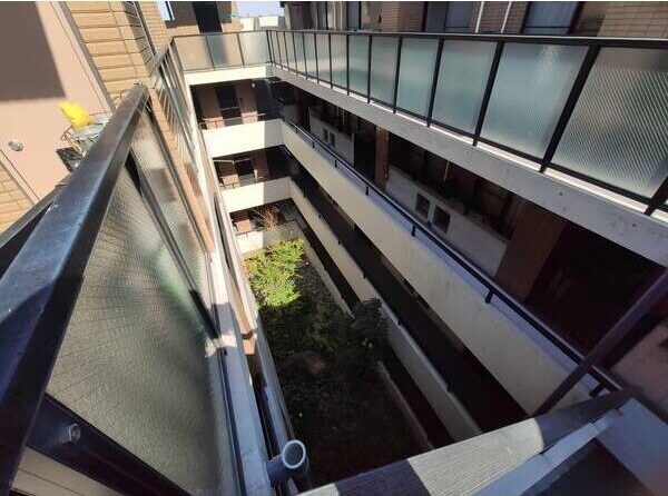 ビラ三秀山中の物件内観写真